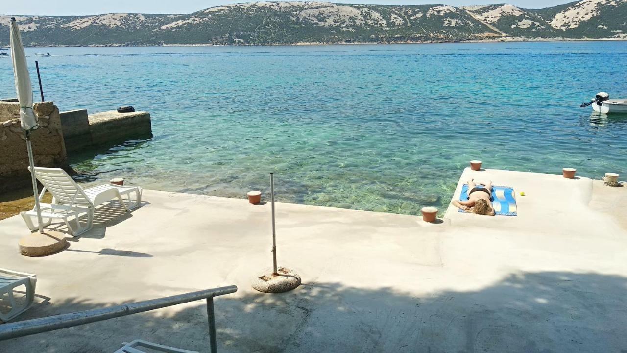 Sea Breeze Apartments With Private Beach And Boat Anchorage Стара-Новаля Экстерьер фото